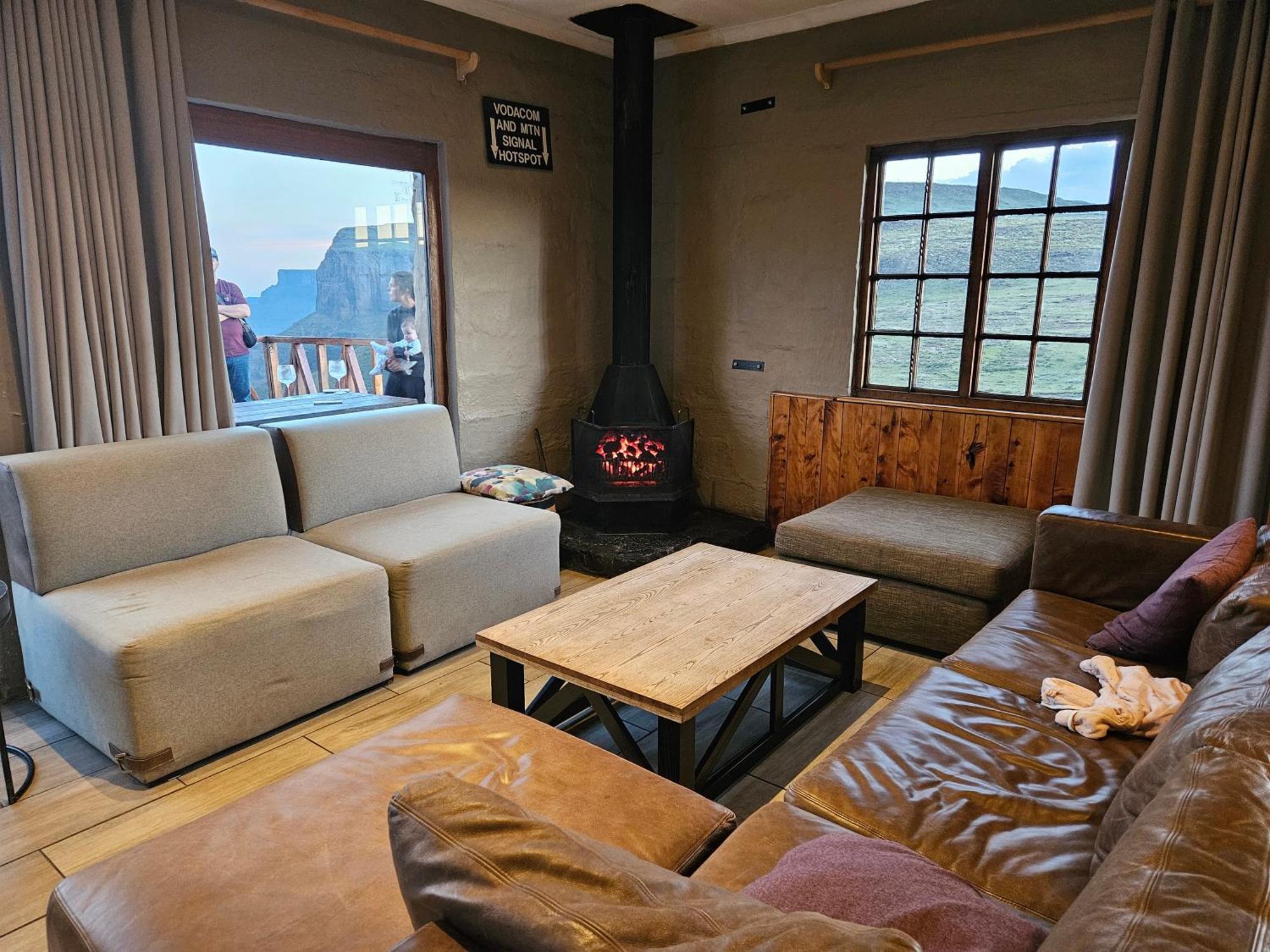 Sani Mountain Escape Hotell Mokhotlong Eksteriør bilde